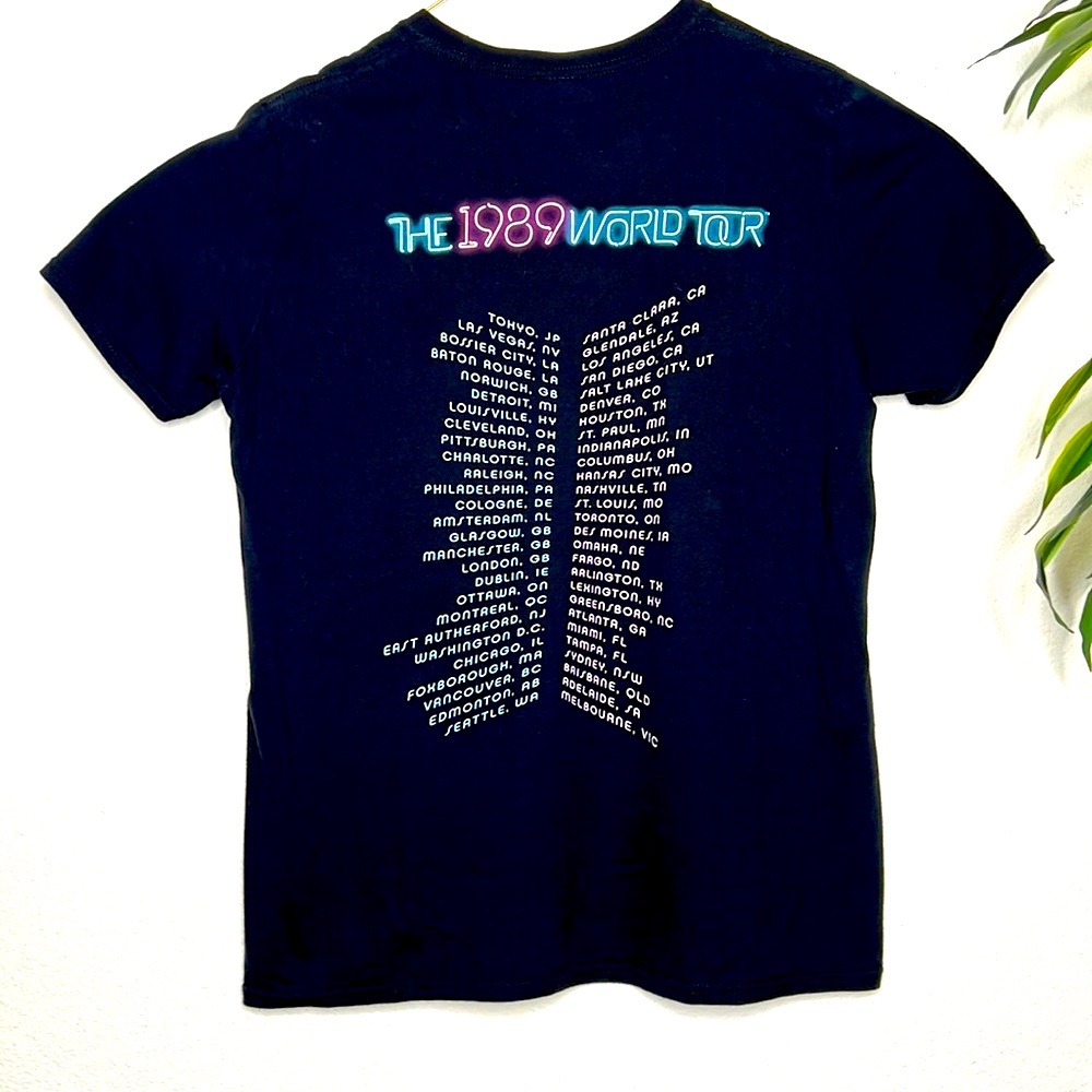 Taylor Swift tour shirt